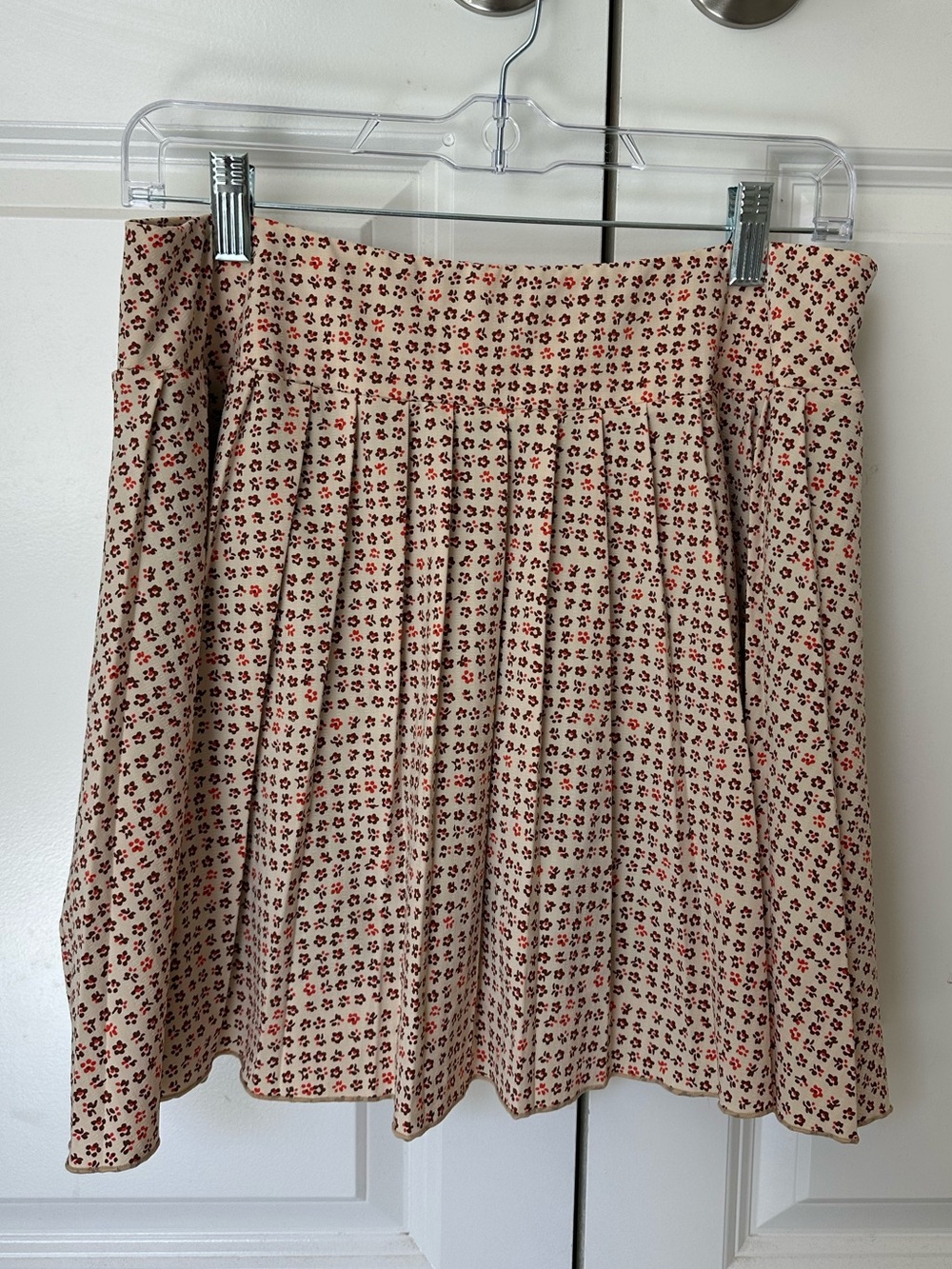 Toad&Co Cream and Brown Sun-kissed Pleated Skort size Medium LIKE NEW
